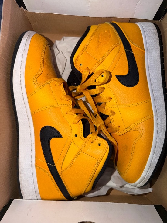 Jordan Other - Yellow High-top Jordan 1 youth size 6.5